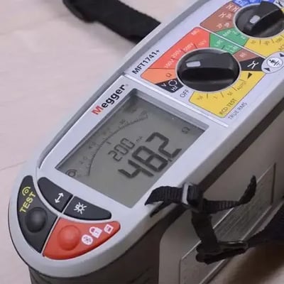 Electric underfloor heating Foil multimeter testing