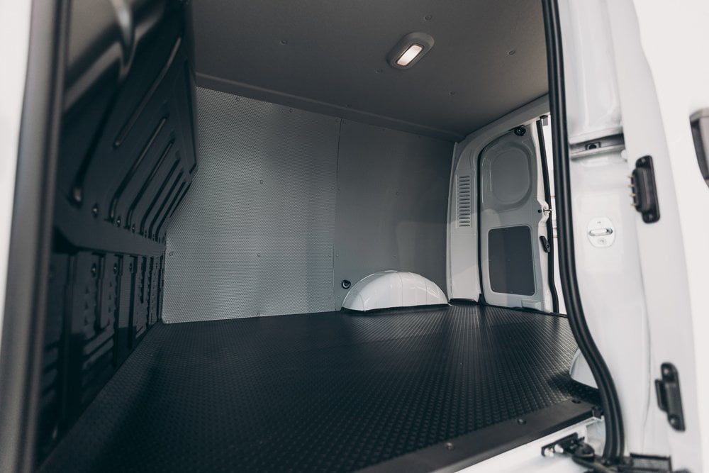 2021-Maxus-eDeliver-3-15