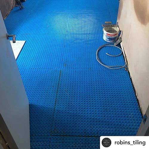 Robins-tiling-Membrane-installation