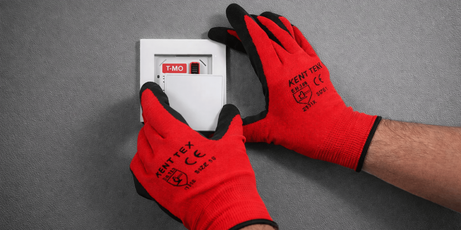 T-MO electric heating thermostat for installers